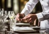 高端酒店服务员餐桌礼仪，于细微处彰显专业与优雅
