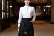 曲阳德祥商务酒店，餐饮服务员服装细节，彰显专业与服务品质